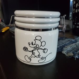 Hinged lid jar